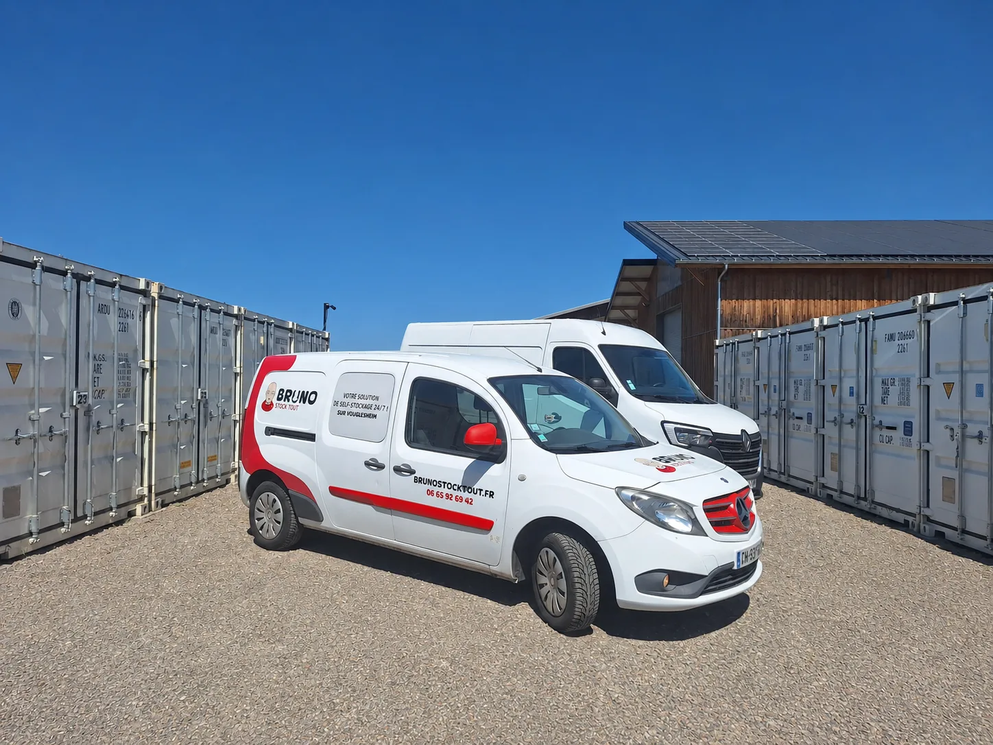 service - brunostocktout Location de camionnettes